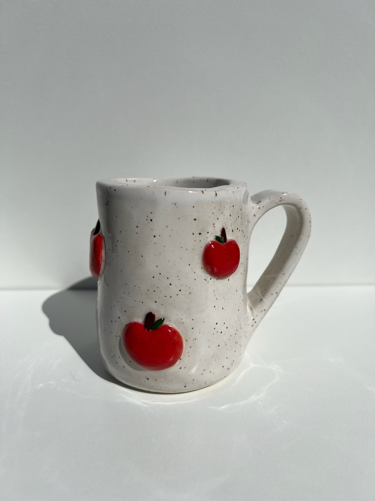 the Apple Mug - Speckle