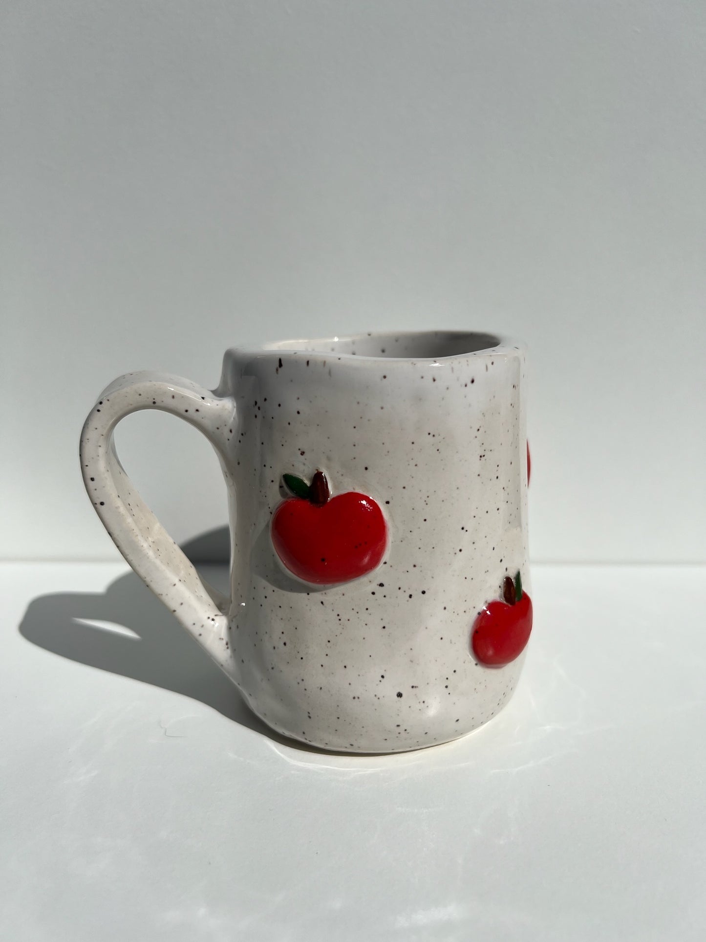 the Apple Mug - Speckle